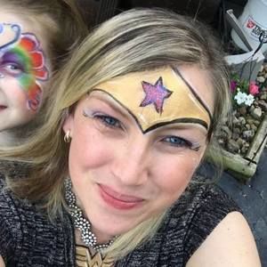 Meet your Posher, Annette